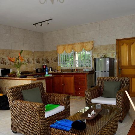 Korrine'S Cottage Horizon Beau Vallon (Mahe) Exterior foto